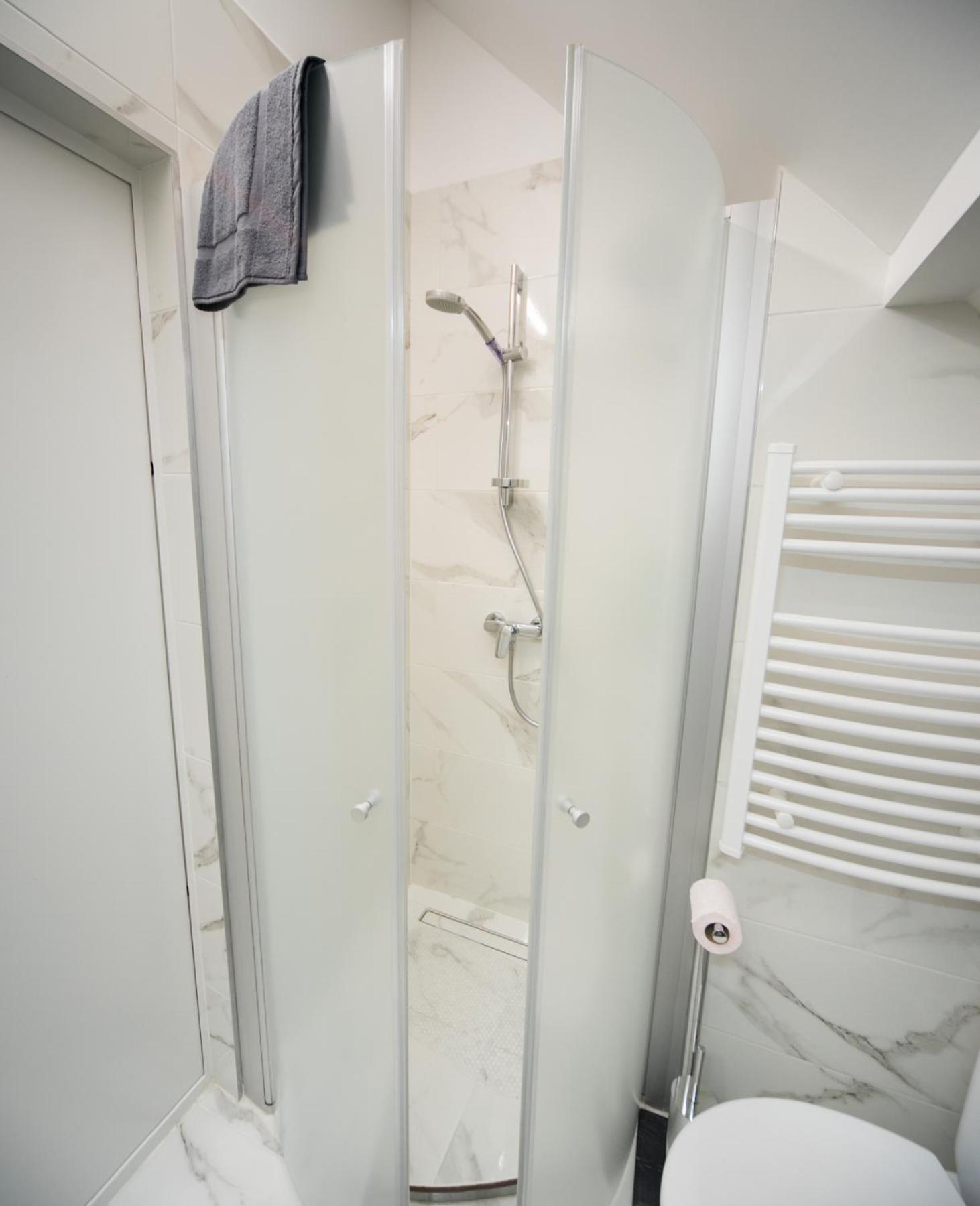 Petro Delux Apartments 카우나스 외부 사진