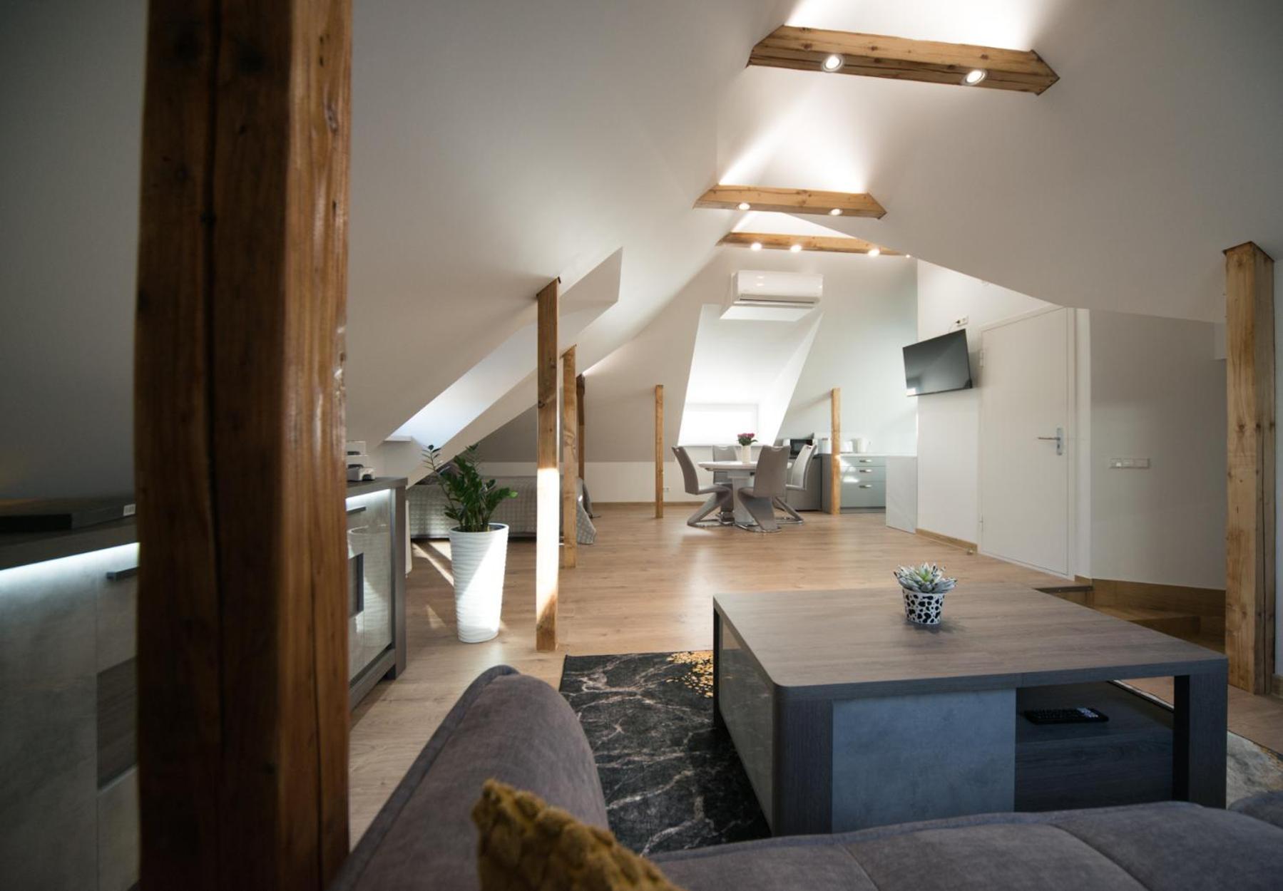 Petro Delux Apartments 카우나스 외부 사진